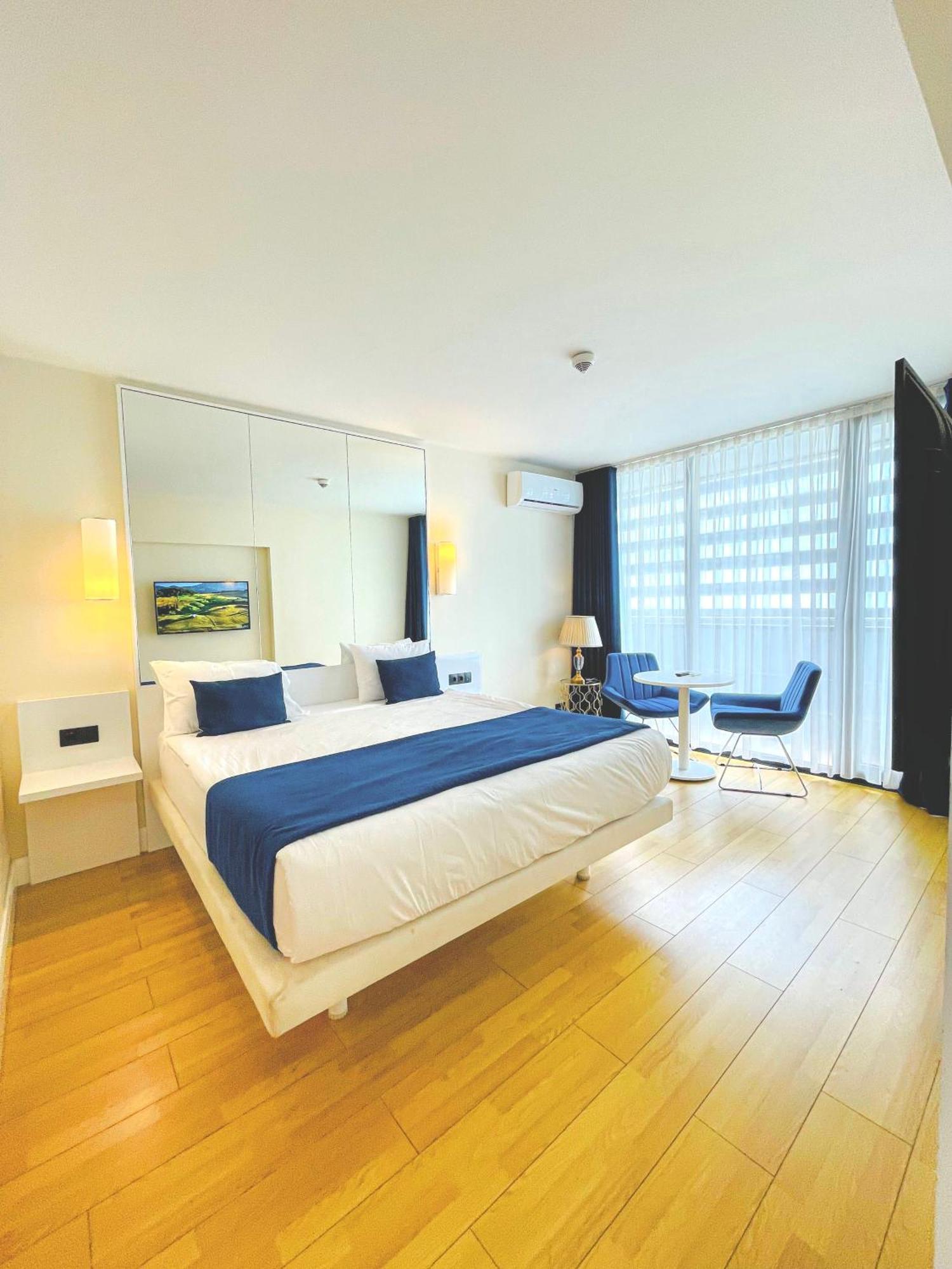 Seaside Vip Hotel Batumi Eksteriør billede