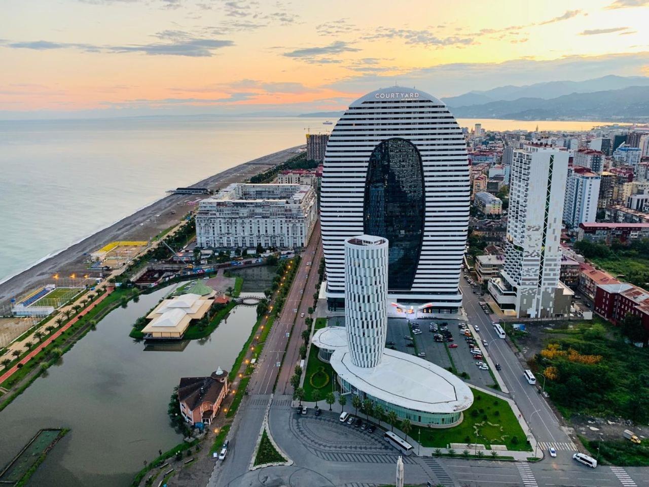 Seaside Vip Hotel Batumi Eksteriør billede