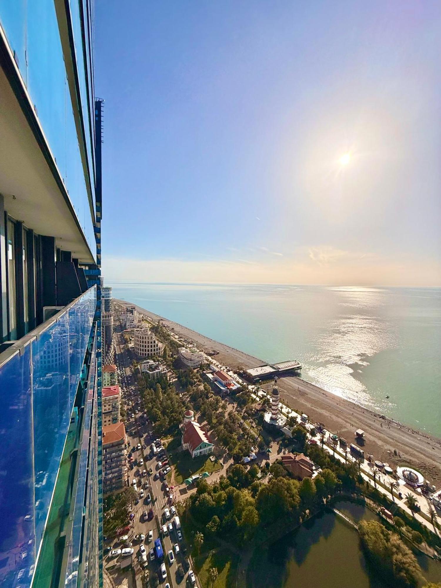 Seaside Vip Hotel Batumi Eksteriør billede
