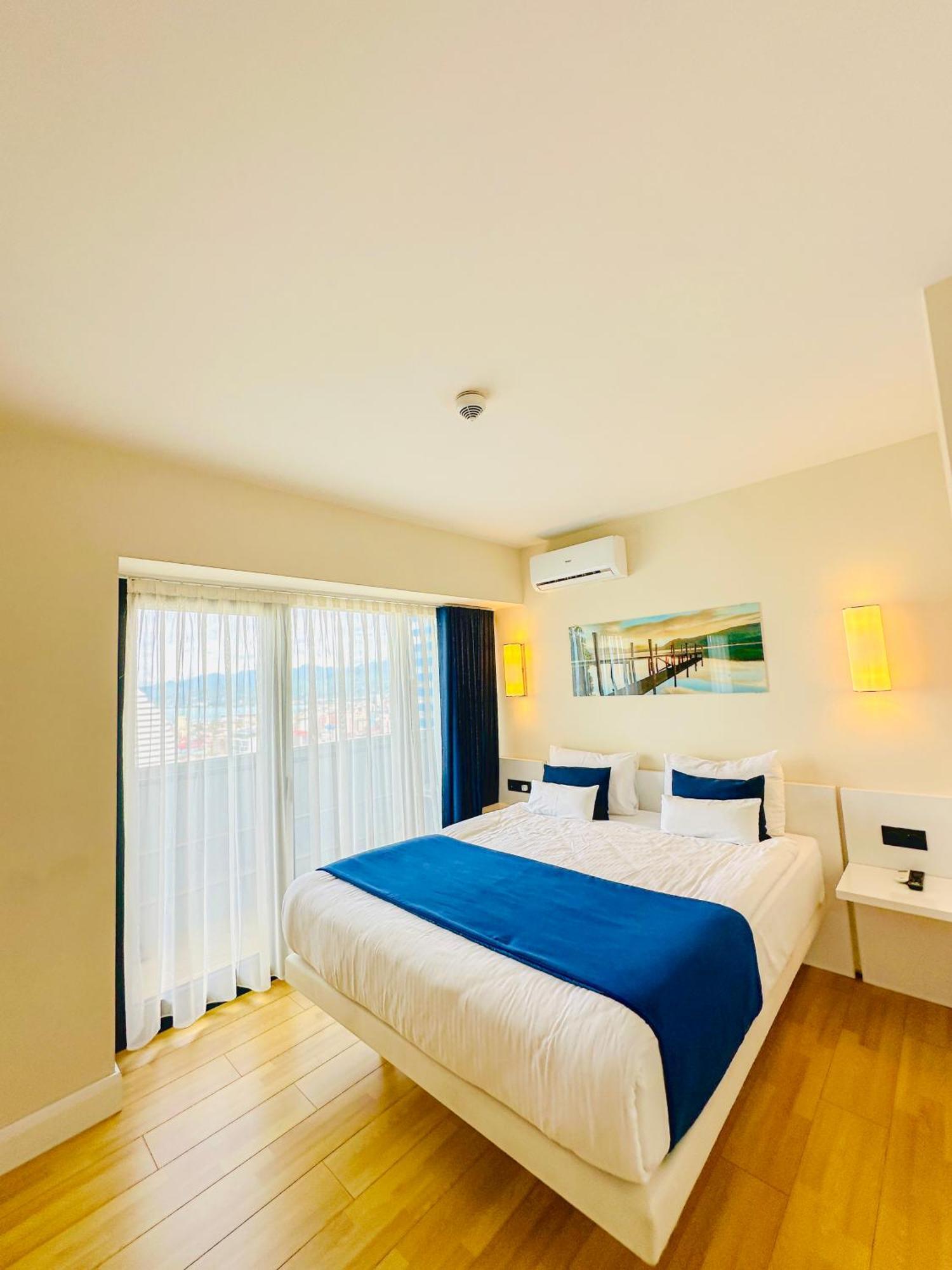 Seaside Vip Hotel Batumi Eksteriør billede